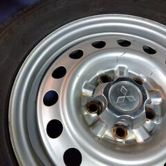 冬 ミツビシ 三菱 パジェロミニ【富山】日本製 スタッドレスタイヤ 175/80R15 ダンロップ SJ-7 中古４本 ミツビシ 三菱 センターキャップ付き 車検対応 冬 ミツビシ 三菱 パジェロミニ【富山】日本製 スタッドレスタイヤ 175