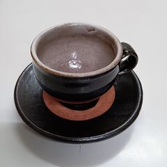 黒のコーヒーカップ