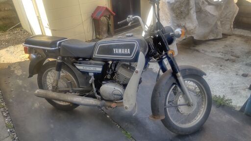 ヤマハ　YB125E-Ⅱ　ﾚｽﾄｱﾍﾞｰｽ　部品取り車です。