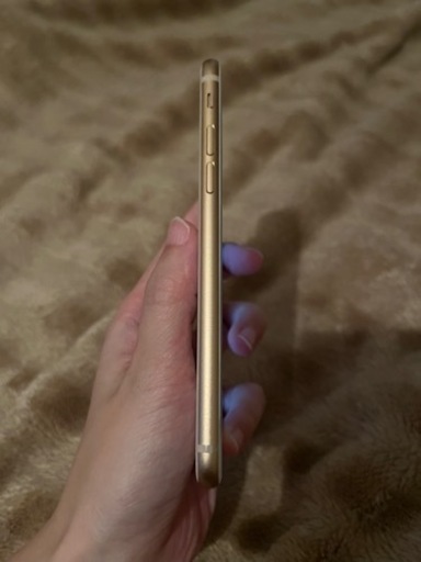 iPhone8 simフリー　64gb