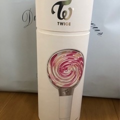 TWICE OFFICIAL LIGHT STICK & MOO...