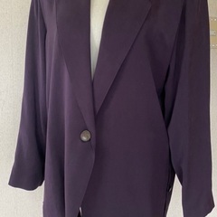 おばあちゃまの紫ジャケット