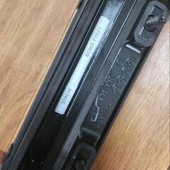 RAV4 オフロードパッケージ　ルーフレール