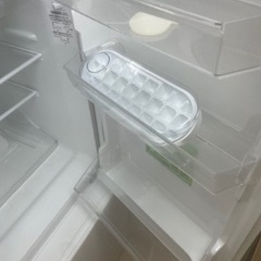 冷蔵庫　中くらいサイズ