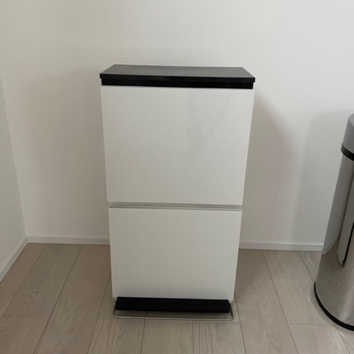 アスベル　ゴミ箱 20l✖︎2 ペダル式