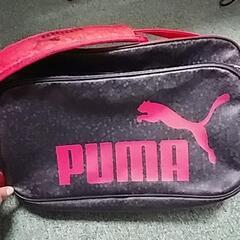 ６月セール✨️PUMA　プーマ　ショルダーバック