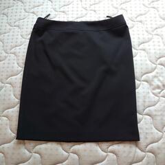 【お値下げしました】スカート　黒　大きなサイズ　15号　未使用