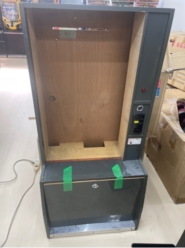 中古 パチスロ 筐体 3台 沖縄県内送料無料