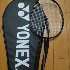 バドミントンラケット　YONEX