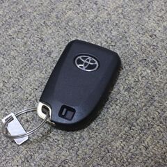 未使用保管品　初期化可能　200系ハイエース レジアス 　トヨタ純正スマートキー 　007－AB0065　3ボタン　片側スライド