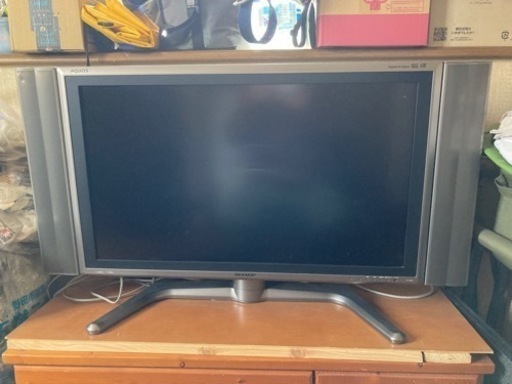 SHARP  AQUOS 32インチ液晶テレビ