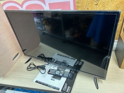 ■2022年製　美品　Qriom　32V型　ハイビジョン液晶テレビ　QRT-32W2K■