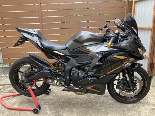 【低走行・美車】カワサキ　ZX-25R SE 2022