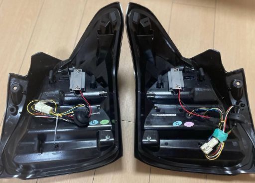 33スイフトスポーツ　ヴァレンティテールランプ