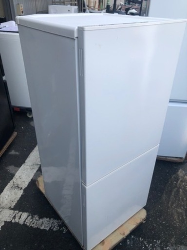 配送可能　2019年　ツインバード 霜取り不要 2ドア冷凍冷蔵庫 110L ホワイト HR-E911W