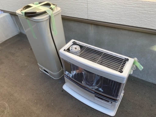 煙突式ストーブと灯油タンクセット　2021年製