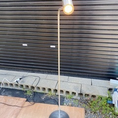 IKEA イケヤ　フロア　照明　ランプ　ヴァッモー　145cm