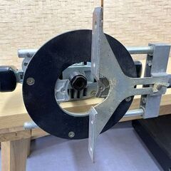 日立 ルータ 12m M12 ガイド付き 100V 50/60Hz 1330W HITACHI 電動工具 回転確認済み 札幌市手稲区 日立 ルータ 12m M12 ガイド付き 100V 50/60Hz 1330W HITACHI 電動工具