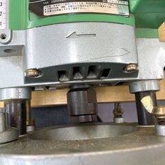 日立 ルータ 12m M12 ガイド付き 100V 50/60Hz 1330W HITACHI 電動工具 回転確認済み 札幌市手稲区 日立 ルータ 12m M12 ガイド付き 100V 50/60Hz 1330W HITACHI 電動工具
