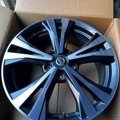 エクストレイルt32純正18インチホイール