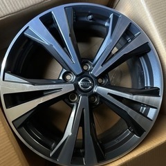 エクストレイルt32純正18インチホイール