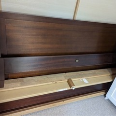 シモンズ　クイーンサイズ　マットレス・フレームセット