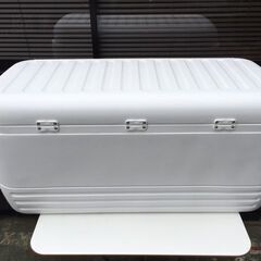 【希少!! / 新品・未使用品】 igloo（イグルー）　ポーラー　120QT（113.5） 大型・大容量　クーラーボックス　水抜き栓付き