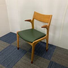 (230427)　フィンガーマークス　木製　チェア　椅子　①