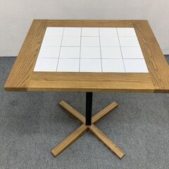 関家具 Toffy/トフィ タイル天板テーブル W60×H70cm アッシュ材 フレディ ダイニングチェア×2脚 ナチュラル 中古 店頭引取歓迎 R7108) 関家具 Toffy/トフィ タイル天板テーブル W60×H70cm アッシュ材