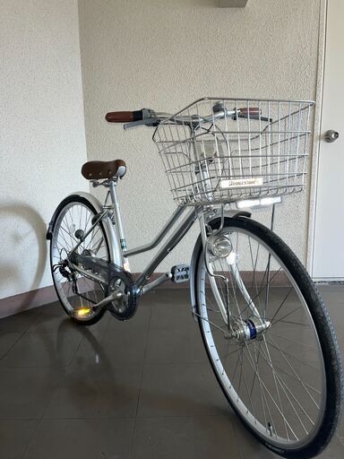 【北見市発】ブリジストン BRIDGESTONE 自転車 B9E62761 6段ギア 26インチ (E1567atxY)