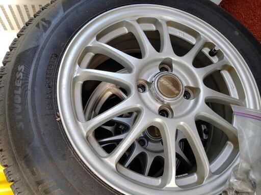 スタッドレスタイヤ 185/65R15　BRIDGESTONE　＋おまけスペアタイヤ スタッドレスタイヤ 185/65R15 BRIDGESTONE ＋おまけスペアタイヤ