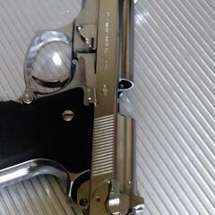 モデルガン ガスガンM92シルバー