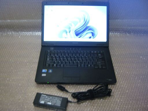 ■格安 サクサク動作 超爆速 起動 20秒 新品SSD 512GB Windows11 Home 64bit メモリ 4GB Core i5 Wifi  Office365