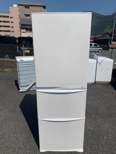 九州市内で配送無料　保証付き 東芝 GR-38ZY 冷蔵庫 375L 右開