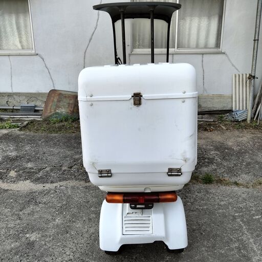 ジャイロキャノピー　リアBOX付き配達に。ドライブベルト、ウェイトローラー新品交換済み。 ジャイロキャノピー リアBOX付き配達に。ドライブベルト、ウェイト