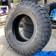 コンフォーサー スラスター 33×10.5R16 アルミホイール付き