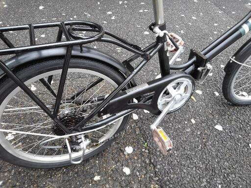 中古自転車2535 前後タイヤ新品！ 折り畳み 20インチ 6段ギヤ