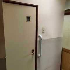トイレ扉