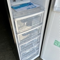 札幌市内配送無料 19年製 三菱電機 144L 冷凍庫 ホームフリーザー MF-U14D-