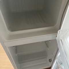 壊れた冷蔵庫あげる　取りに来ていただける方限定