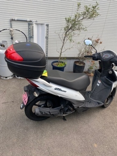 スズキアドレス。125cc