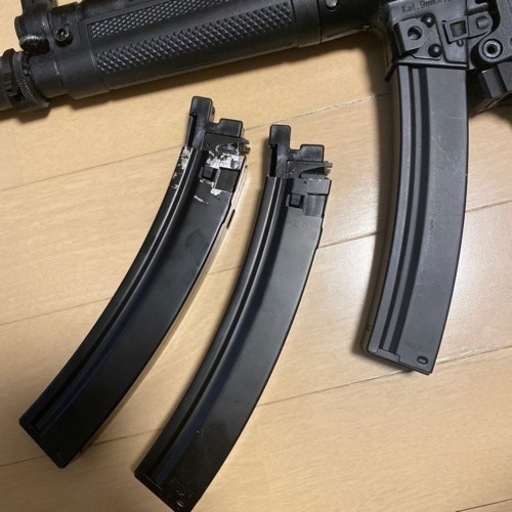 SRC MP5(Co2)とマガジン3本 | www.annugeo.com