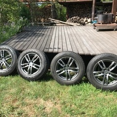 スタッドレスタイヤ 215/65R17