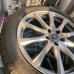 v37スカイライン　スタッドレスタイヤ、ホイール付き