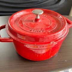 ストウブ 鍋 STAUB 22cm　ストーブ　レッド　ダメージあり