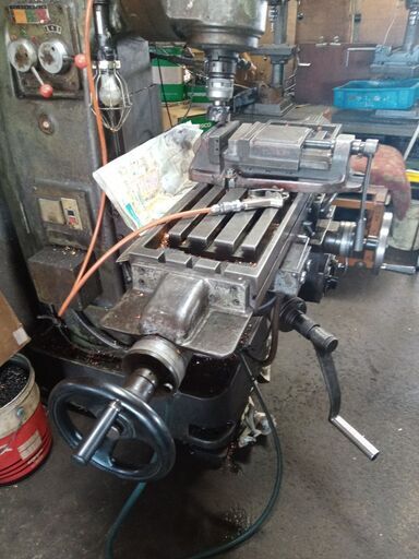 IWASHITA 汎用フライス 引き取り限定。