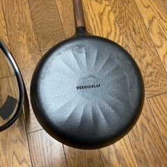 バーミキュラフライパン28センチ専用蓋付き