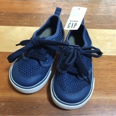 新品　未使用　GAP キッズ　ベビー　靴　13.5センチ