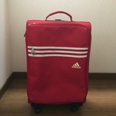 アディダス　スーツケース