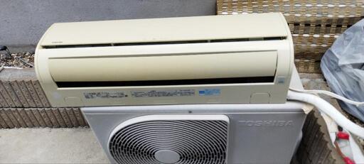 人気商品 取付込み　東芝　１４畳用エンコン　2010年製 エアコン